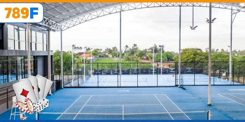 Các loại sân quần vợt và ảnh hưởng đến diện tích sử dụng