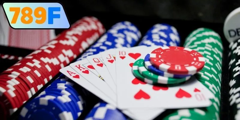 Cách phát bài Poker chi tiết