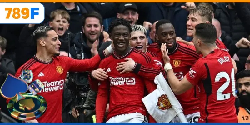 Chiến lược tấn công hai cánh