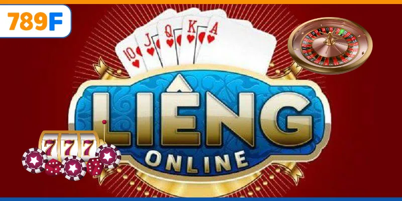 Người chơi tập trung theo dõi ván liêng trực tuyến hấp dẫn.