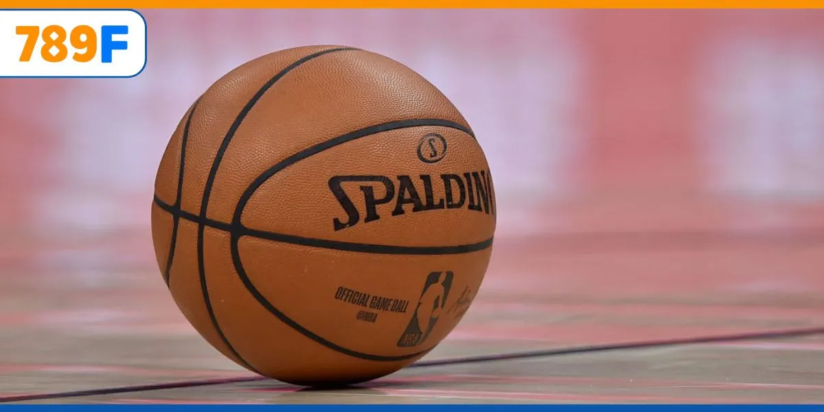 Vị trí mà dành cho các cầu thủ cao 2m trong bóng rổ